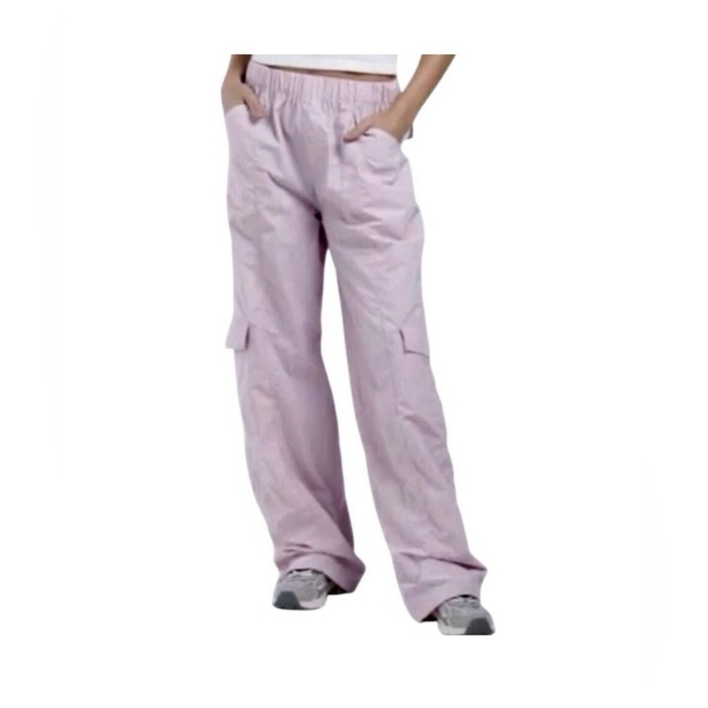 Wilo Women's Pink Cargo Pants